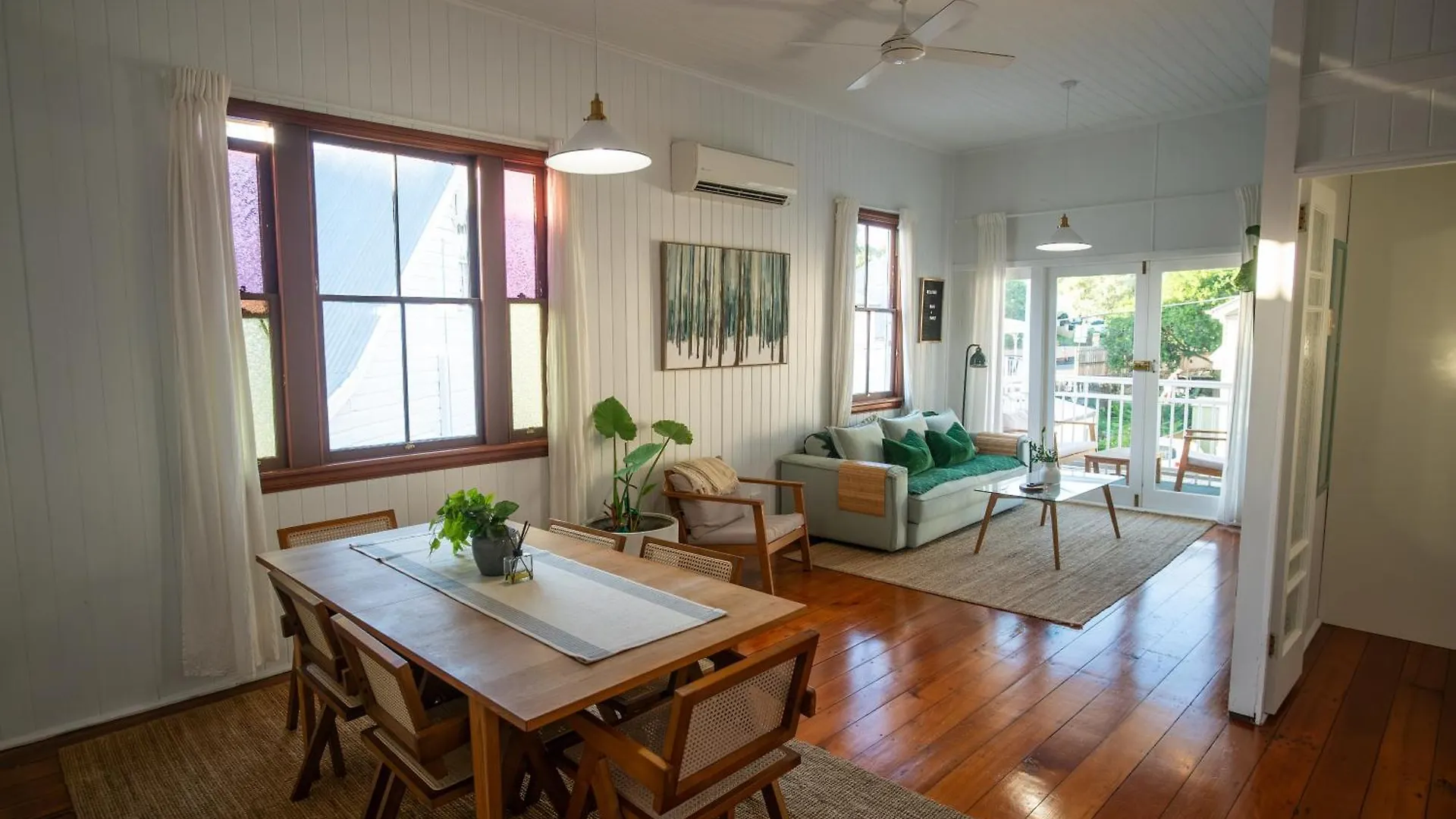 Bougainvillea Cottage Brisbane 0*,  Ausztrália